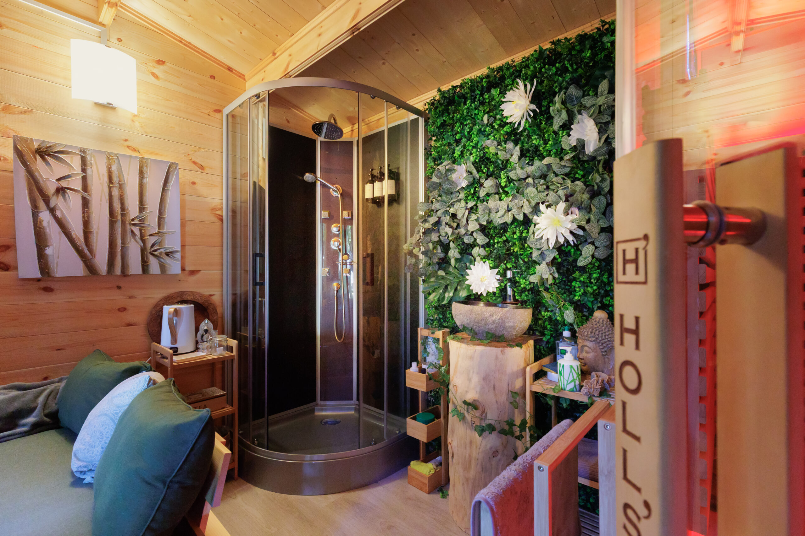 Cabine du sauna infrarouge privatif