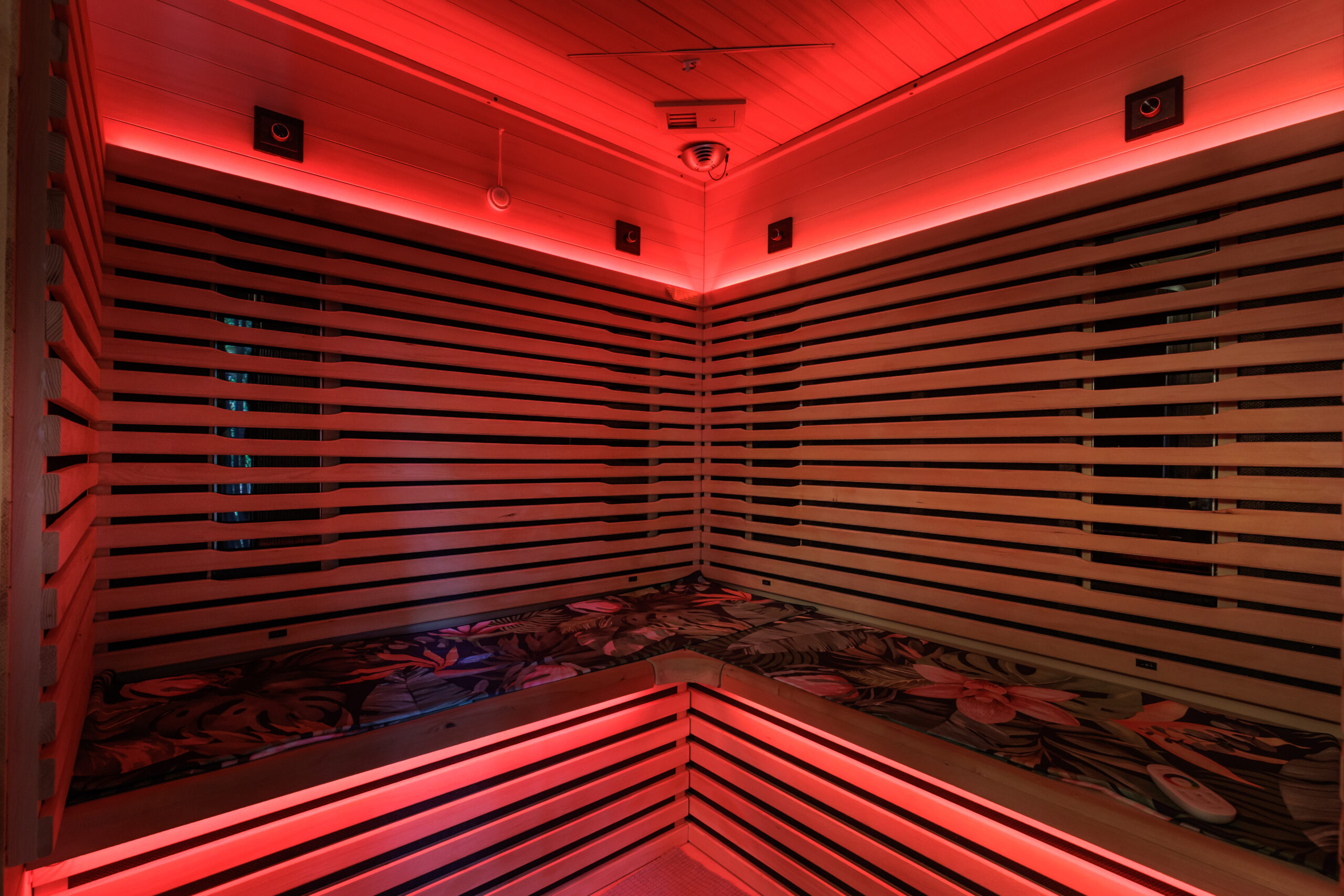 Détail de l’espace sauna infrarouge privatif